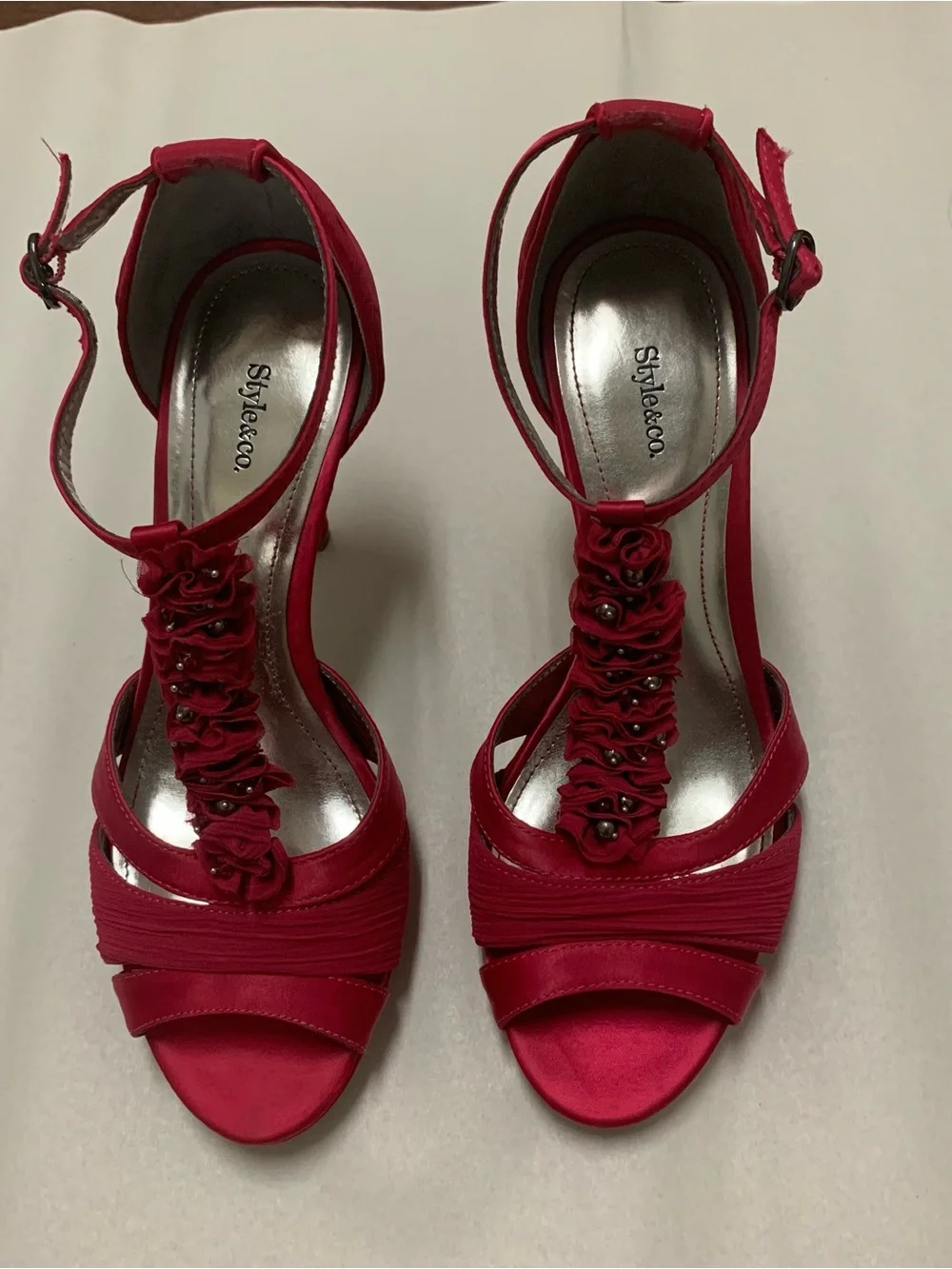 Style & Co Raspberry Pink Satin Ruffle T-Strap Heeled Dress Sandals Women's Sz 8